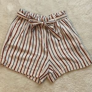 H&M striped high waisted shorts with belt Size 6